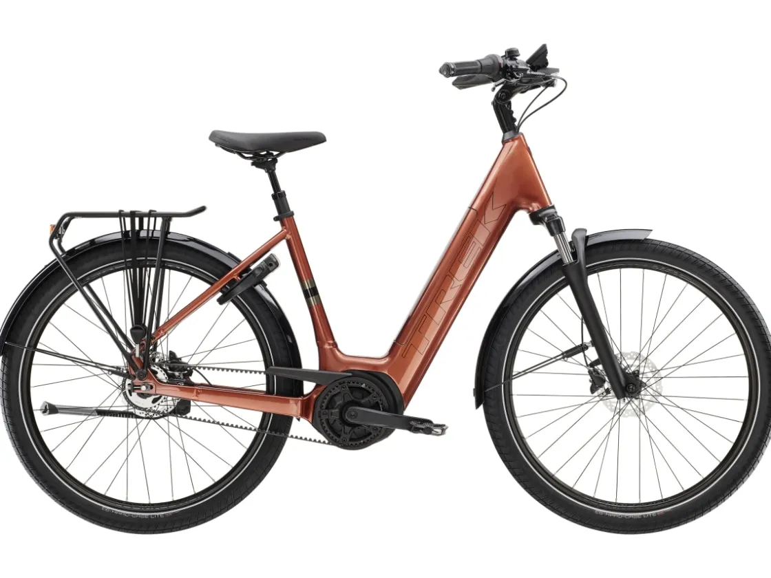 Trek Bikes Kaupunkipyörät – Arki Kaupungissa | Kaupunkipyörät – Sähköavusteinen*District+ 4 Lowstep