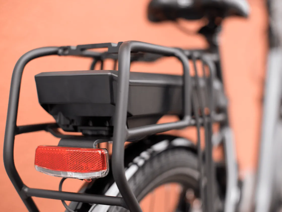 Trek Bikes Kaupunkipyörät – Arki Kaupungissa | Kaupunkipyörät – Sähköavusteinen*District+ 1 Lowstep