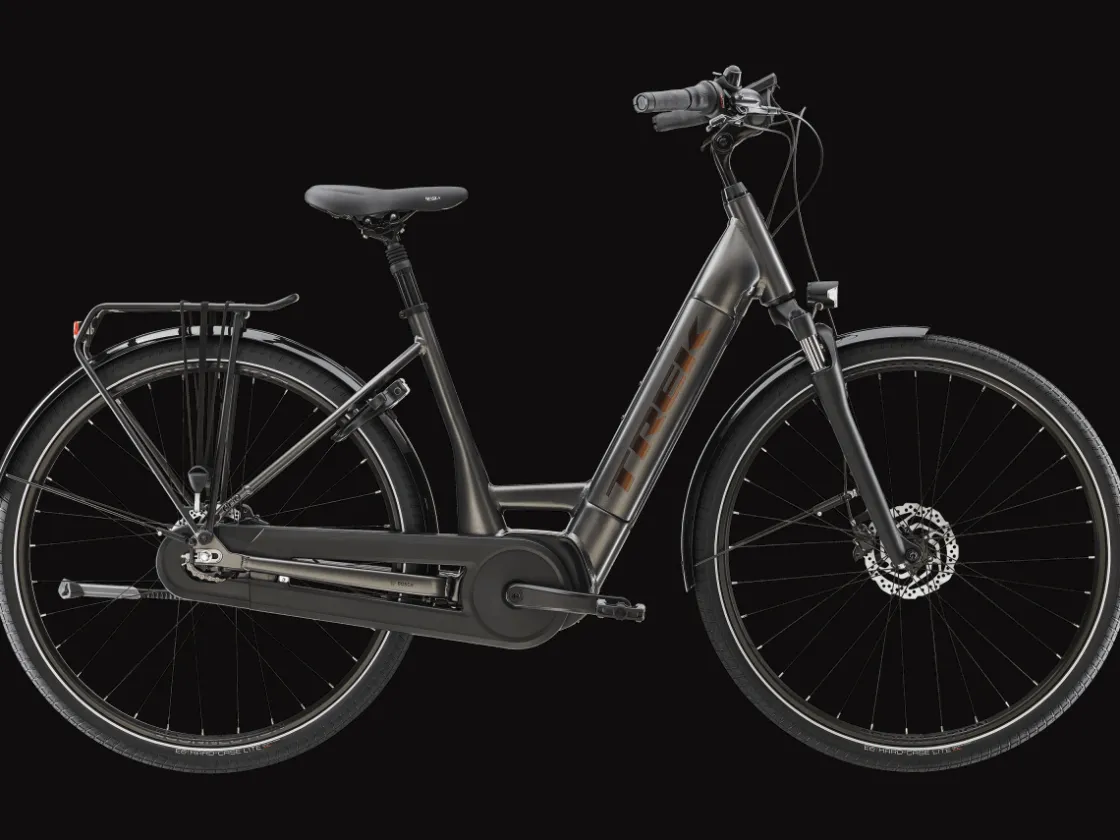 Trek Bikes Kaupunkipyörät – Arki Kaupungissa | Kaupunkipyörät – Sähköavusteinen*District+ 3 Lowstep