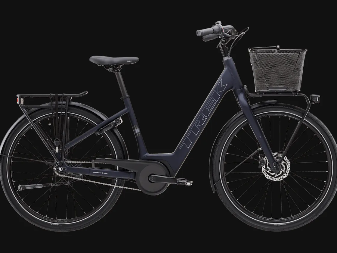 Trek Bikes Kaupunkipyörät – Arki Kaupungissa | Kaupunkipyörät – Sähköavusteinen*District+ 1C Lowstep